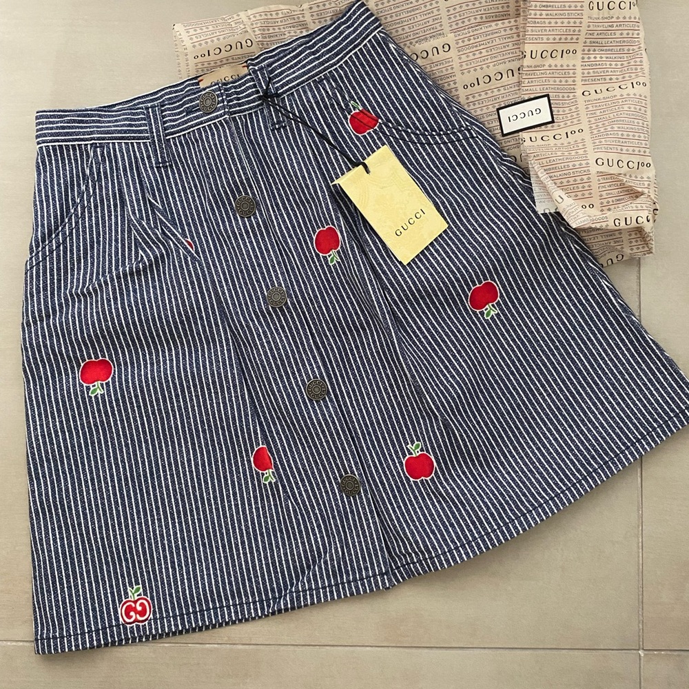 Girls apples stripes Gucci skirt